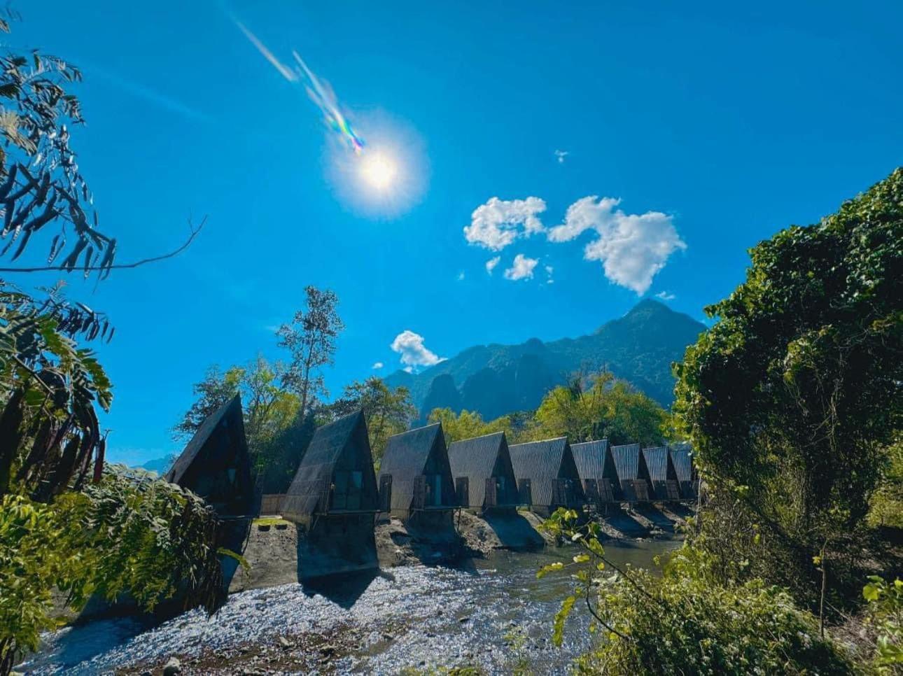 Vangvieng Angsavanh Resort ヴァンヴィエン エクステリア 写真